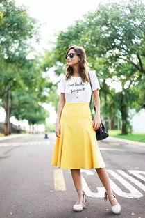 吃瓜裙黄,揭秘网络红人的崛起与争议